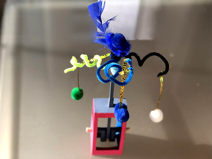 043_2020 Makerologie Camp #2_Cranky Toys RET 700px